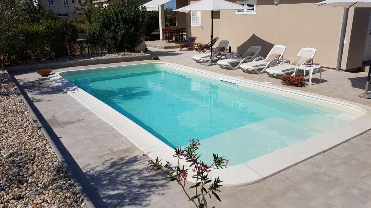 Apartmani Vila Karla, Dobropoljana, Otok Pasman Extérieur photo