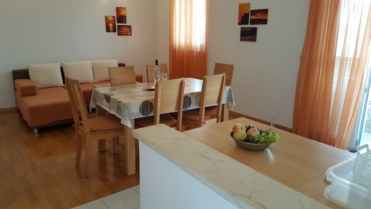 Apartmani Vila Karla, Dobropoljana, Otok Pasman Extérieur photo